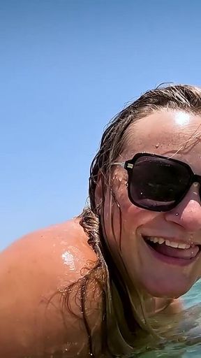 Real-life Underwater Sex in the Ocean?! Private Vacation Pussy Insemination!