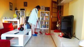 Housecleaning in my colourful winter pijama, my slippers and my warm dressing gown