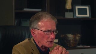 Old man is going to fuck a slutty blonde from behind