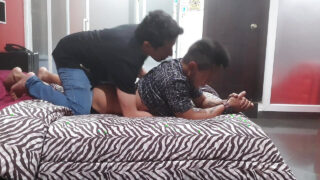 Avsugning, creampie, par, avsugningar, barbacka, romantisk, amatör avsugning, kyssar – hemmagjord video med unga amatörgayhoror fyllda med sperma