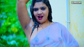Seeing Desi Bhabhi Alka Bathing in the Open, Stepbrother Left Her in the Open