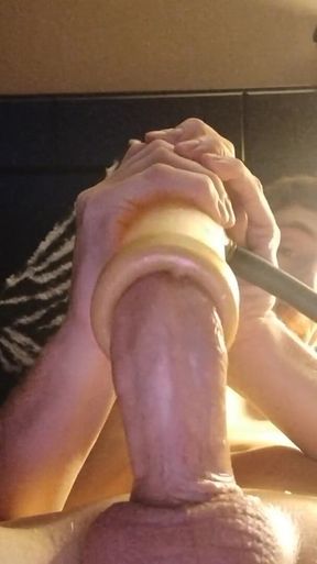 A little close up action of the Venus 2000 sex machine