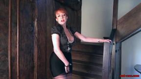 Naughty British mature Red fingers her wet pussy