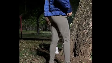 Personal Pauzudo da treino para casada muito safada e fode a safada na frente do marido corno. Personal pauzudo, deu o treino para a safada colocou para mamar e fudeu a gostosa no carro com o cornUber