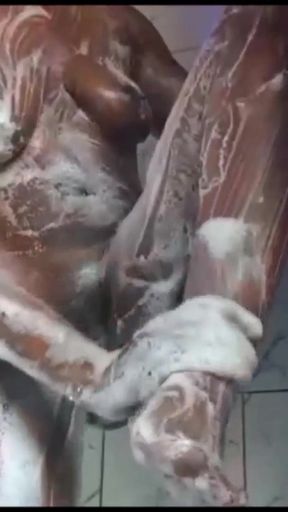 African Hot bathing   Clip 1