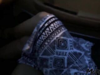 MOFOZO.com - This Is How To Pick Up A Breasty Model