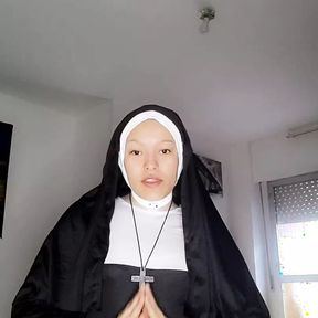 NUN SOR RITA GIVES A BLOWJOB ON XHAMSTER