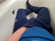 Self-Pissing in Bath