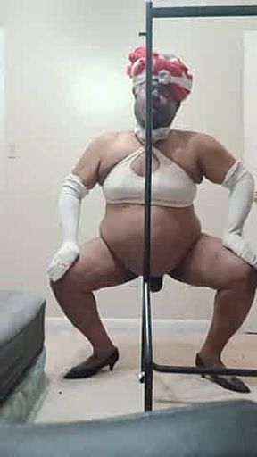METAL POLE KISSING S