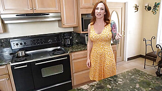 Cocksuckers PervMom.Me - Stepson Makes Money Off His Mature MILF Stepmom Sophia Locke Online Already