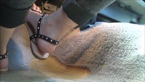 2 pairs flat sandals