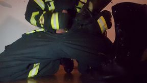 Firefighter jerk off in fire gear