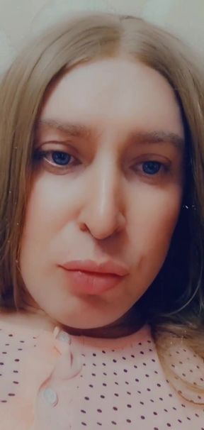 Cute T-girl Bonnie Gentle Anal with Her Toy