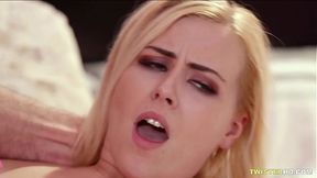 hunk shows how webcam sex is done with Summer Day