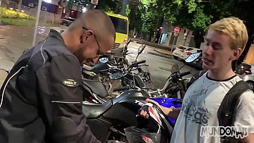 Fodi com o mototaxi!