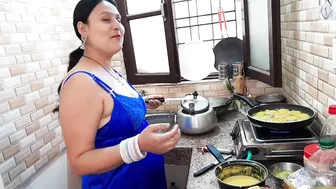 Naked chef Pujaprem gets fucked hard while cooking