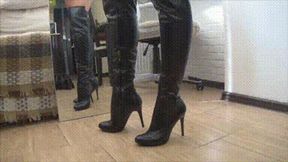 Heel and toe tapping in sexy shoes and boots 5
