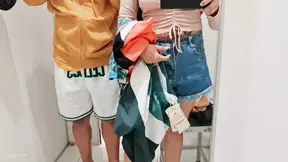 'Mall Fitting Room Fucking Roulette'