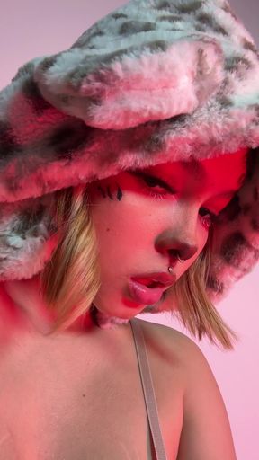 Wolf fur hat