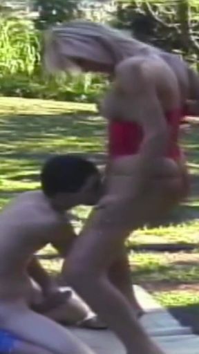 Blonde Skinny Tranny Outdoor From Tinder Date Anal Fucked