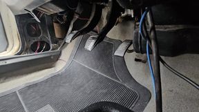 The Ford ran out of battery while I was trying to start it