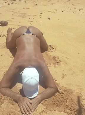 Ladysilva Gay on the Beach in Bikini Hot Ass