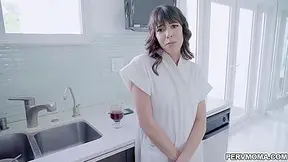 Vera King And Perv-mom - Worried Milf Gave Her Tender Loving Touch