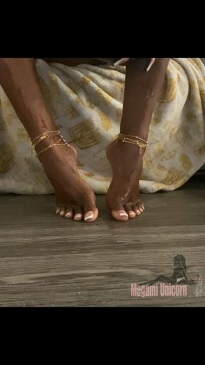 Foot Fetish: Gold Anklets smooth brown and Oiled French Tip Toes with Megami Unicorn🧴