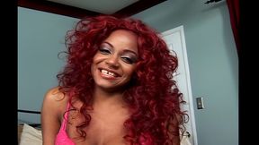 sinnamon love has a nice ass