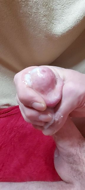 Masturbating precum and cumshot