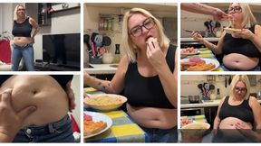 I've gained so much weight! (Custom video - Weight gain clip) MP4