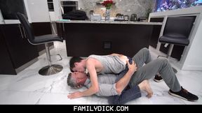 FamilyDick - Molten Stepfather Pulverizes his Dude after a Grappling Lesson