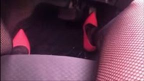 The pedal pumping challenge with sexy Mrs Pau and her orange pumps!