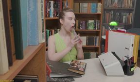 Alice Klay - Alice Receives Bosslesson