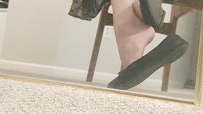 Back of soles dangle