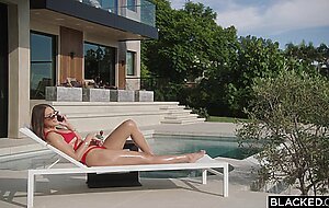 Gizelle blanco, bbc hungry hottie gizelle enjoys the hotwife life in hd