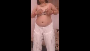 Desi Aunty Takes off Her White Salwar and Her Hard