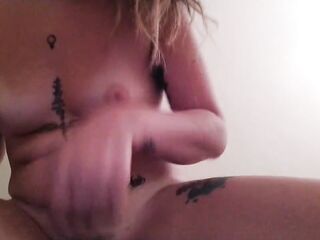 Dilatando mis estrechos agujeros.