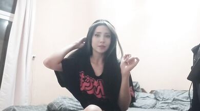 BARE FEET & PANTIES ON FACE JOI FEMDOM RUSSIAN. EVELYN ROSE