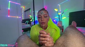 vivian taylor takes brian omally s massive cock balls deep missionary!