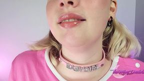 good girl riley plays small tits and wet pussy for daddy