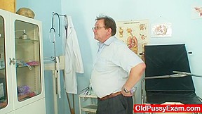 Redhead milf vagina checkup at kinky hospital