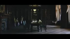 LOONA/yyxy - love4eva (feat. Grimes) (chica del mes)