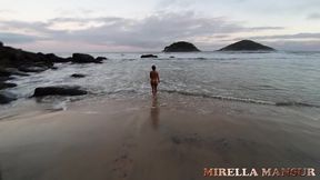 quando eu chego no rio de janeiro ja procuro uma praia e logo tento fuder com alguem - alex lima