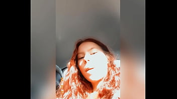 Lips cover dans la voiture