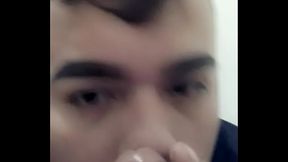 Colombiano chupa verga venezolana