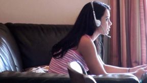 Don't Mess With a Gamer Chick
