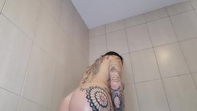 la voila ma petite douche ! tu veux venir anal,god,mouillee,douche,...
