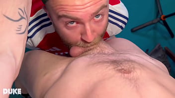 Milking EVERY LAST DROP of his STICKY TWINK CUM.  leonordicxxx