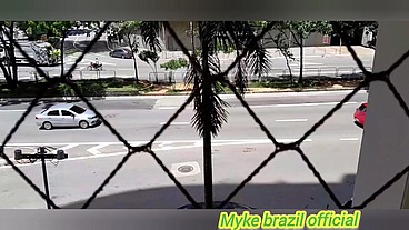 Anazinha do mau sentou no pau do patrão ela adorou e gemeu gostoso